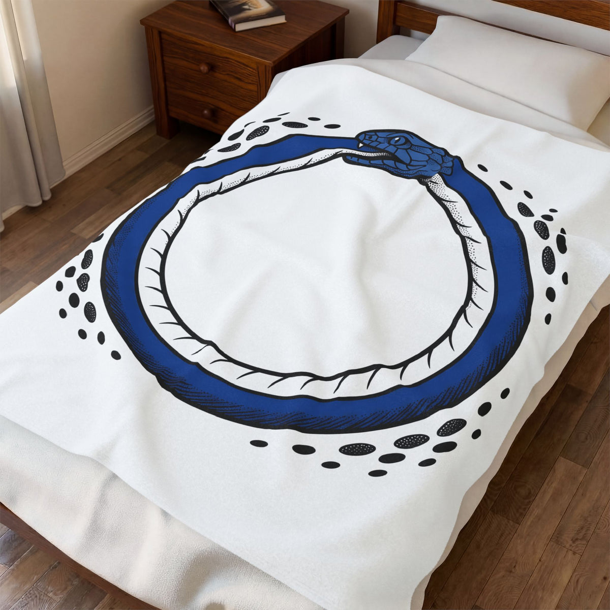 Ouroboros Snake Boho Chic Mystical Gift Bold Snake Bohemian Fan Occult Vintage Blanket