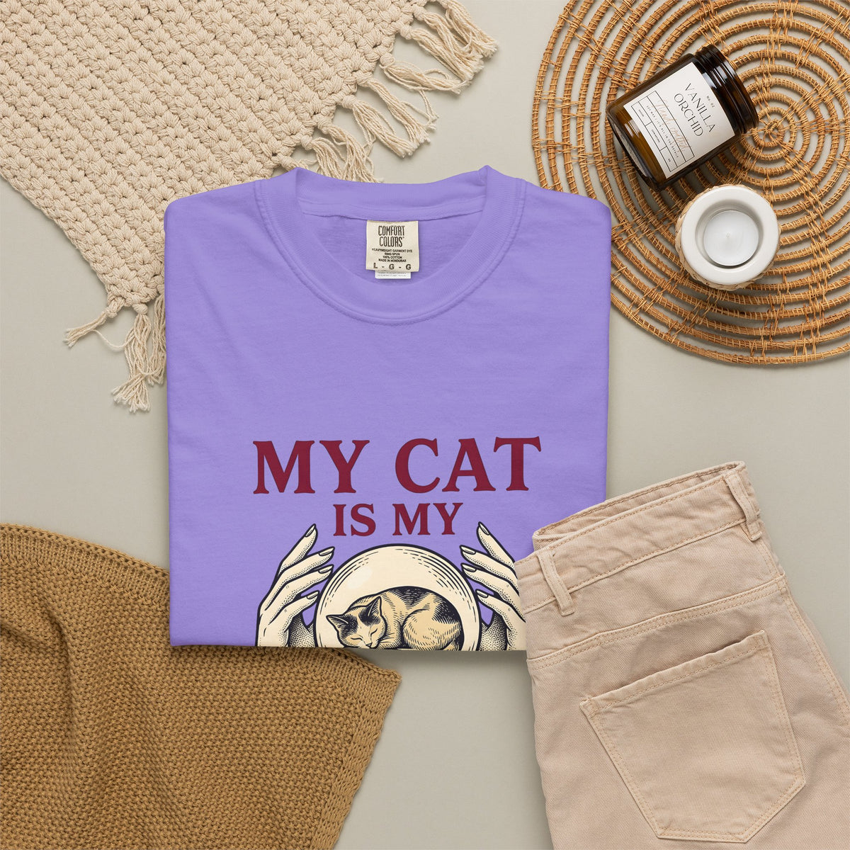Cat Crystal Ball Cat Mystical Gift Vintage Crystal Ball Cat Fan Retro Occult Hand T-Shirt