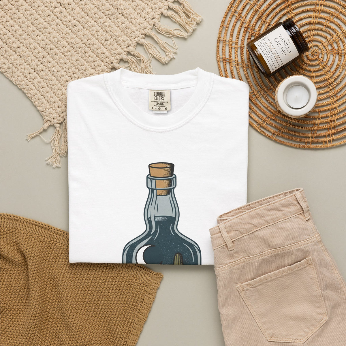 Desert Bottle T-Shirt Cowgirl Ranch Gift Women Illustrative Tattoo T-Shirt Canteen T-Shirt Cowboy Fan Tattooed T-Shirt Farm Graphic Hand Drawn Moon