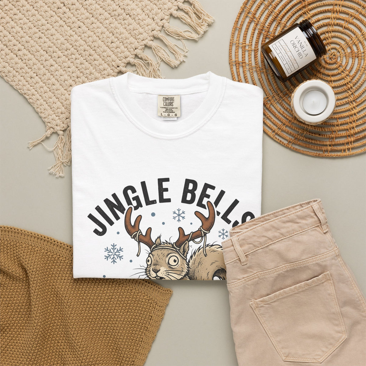 Tree Squirrel Coffee T-Shirt Christmas Fauna Gift Women Line Art T-Shirt Squirrel Coffee T-Shirt Xmas Fan Squirrel Illustration Wildlife Graphic