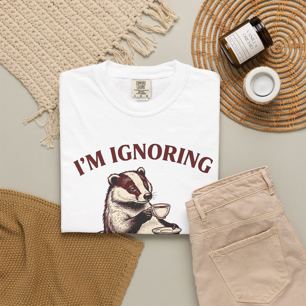 Badger Tea Funny Creatures Gift Sketch Tea Humor Fan Drawing Cartoon Tea Cup T-Shirt