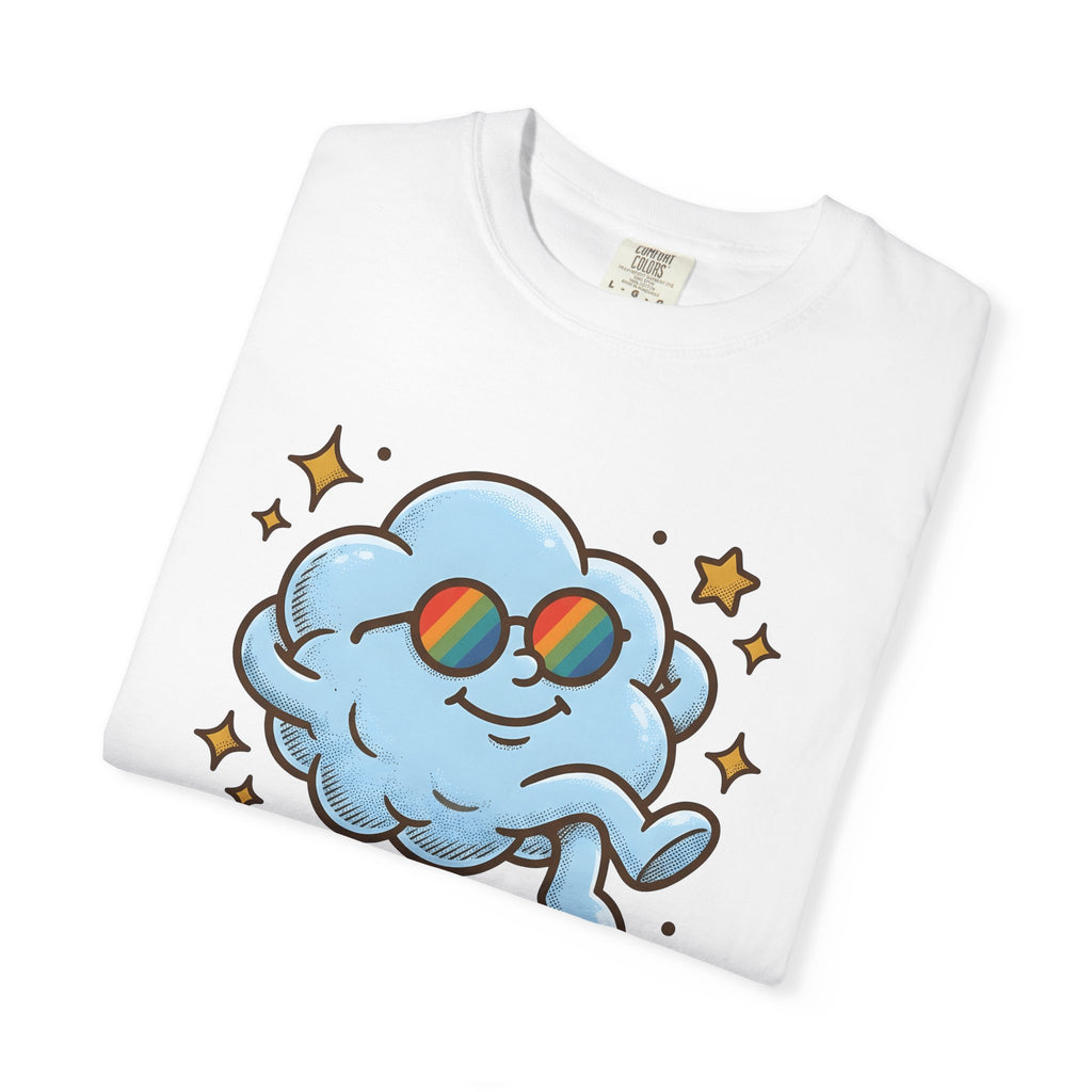 Smiling Cloud Boho Chic Inspiration Gift Comic Cloud Hippie Fan Cartoon Motivational Vintage T-Shirt
