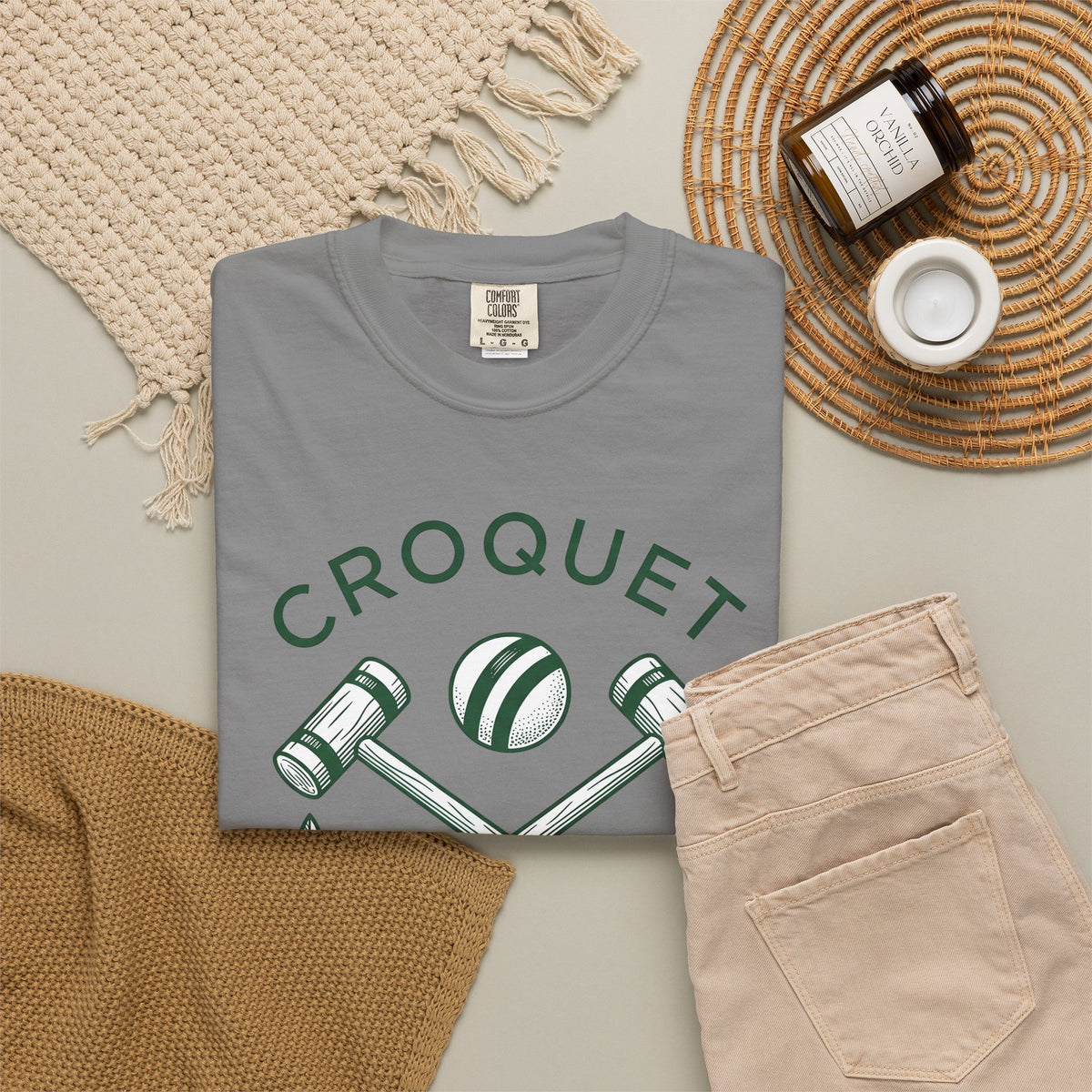 Croquet Mallets T-Shirt Croquet Lawn Gift Women Vintage T-Shirt Mallets T-Shirt Croquet Fan Croquetage T-Shirt Yard Graphic Hand Drawn Laurel