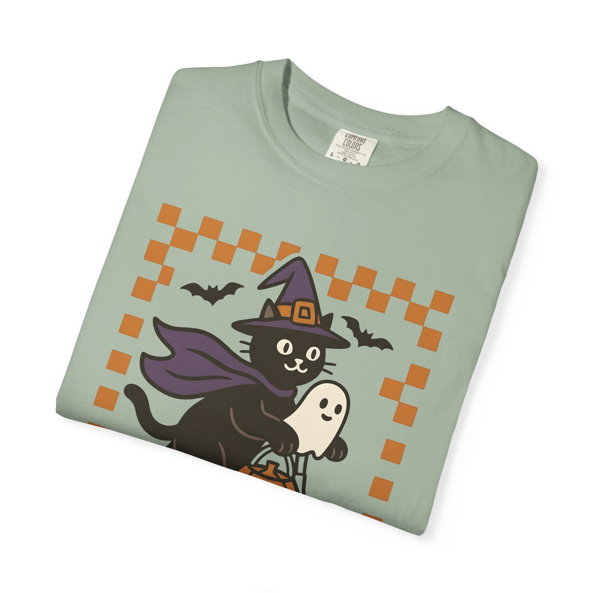 Witch Kitty Design T-Shirt Cat Holiday Gift Women Cute T-Shirt Cat Lady T-Shirt Feline Fan Kawaii T-Shirt Halloween Graphic Vintage Jack-O-Lantern