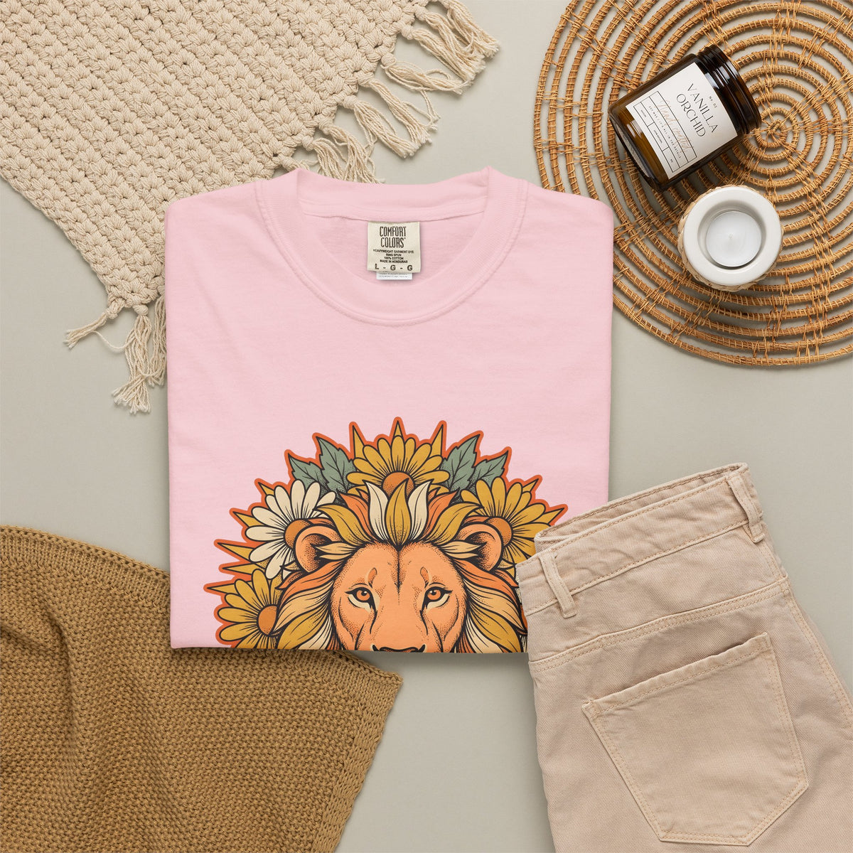 Lion Blossom Boho Chic Horoscope Gift Tribal Lion Bohemian Fan Ethnic Zodiac Classic Sunflower T-Shirt