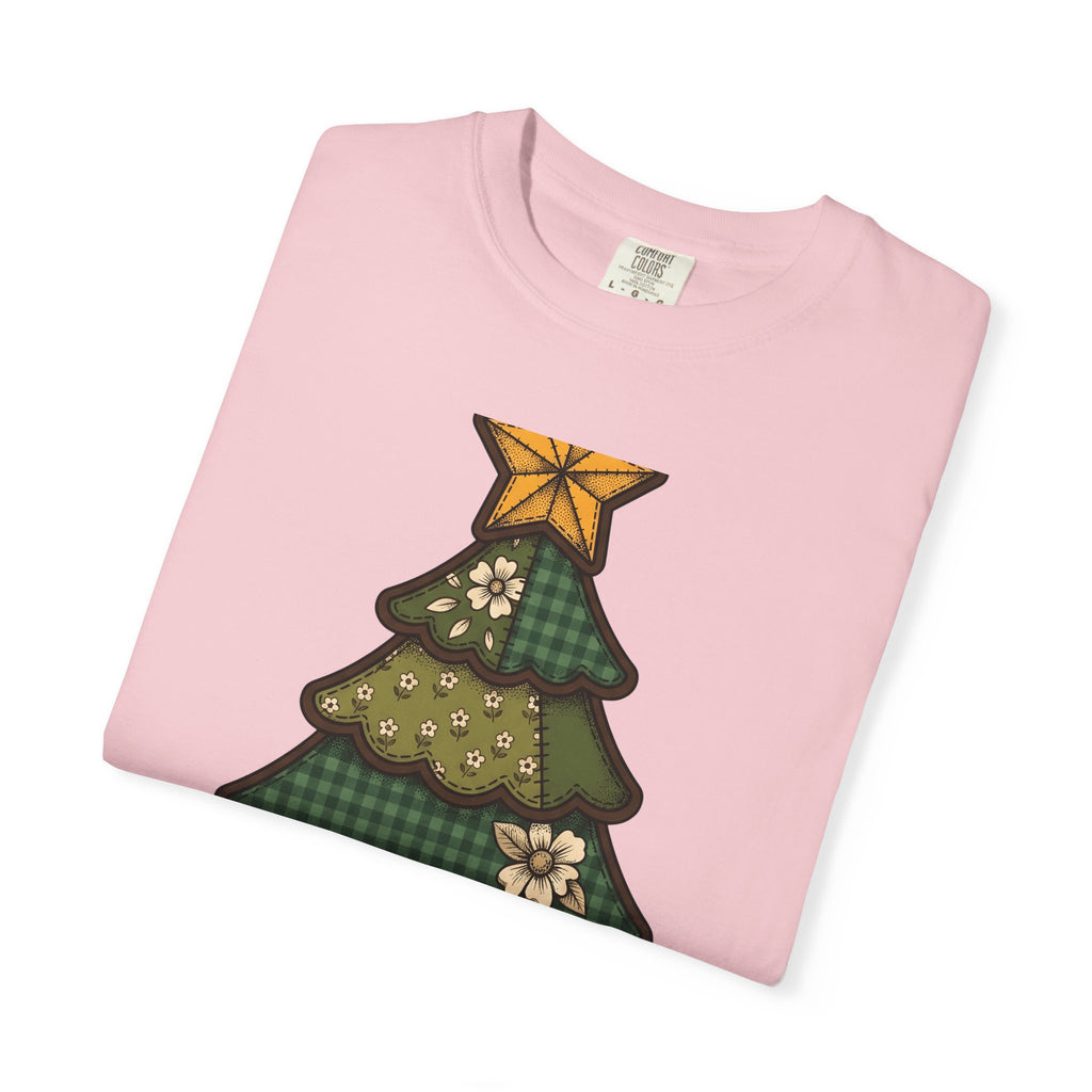Christmas Tree Christmas Holiday Gift Farmhouse Fir Christmas Fan Rustic Seasonal Vintage Red Bow T-Shirt