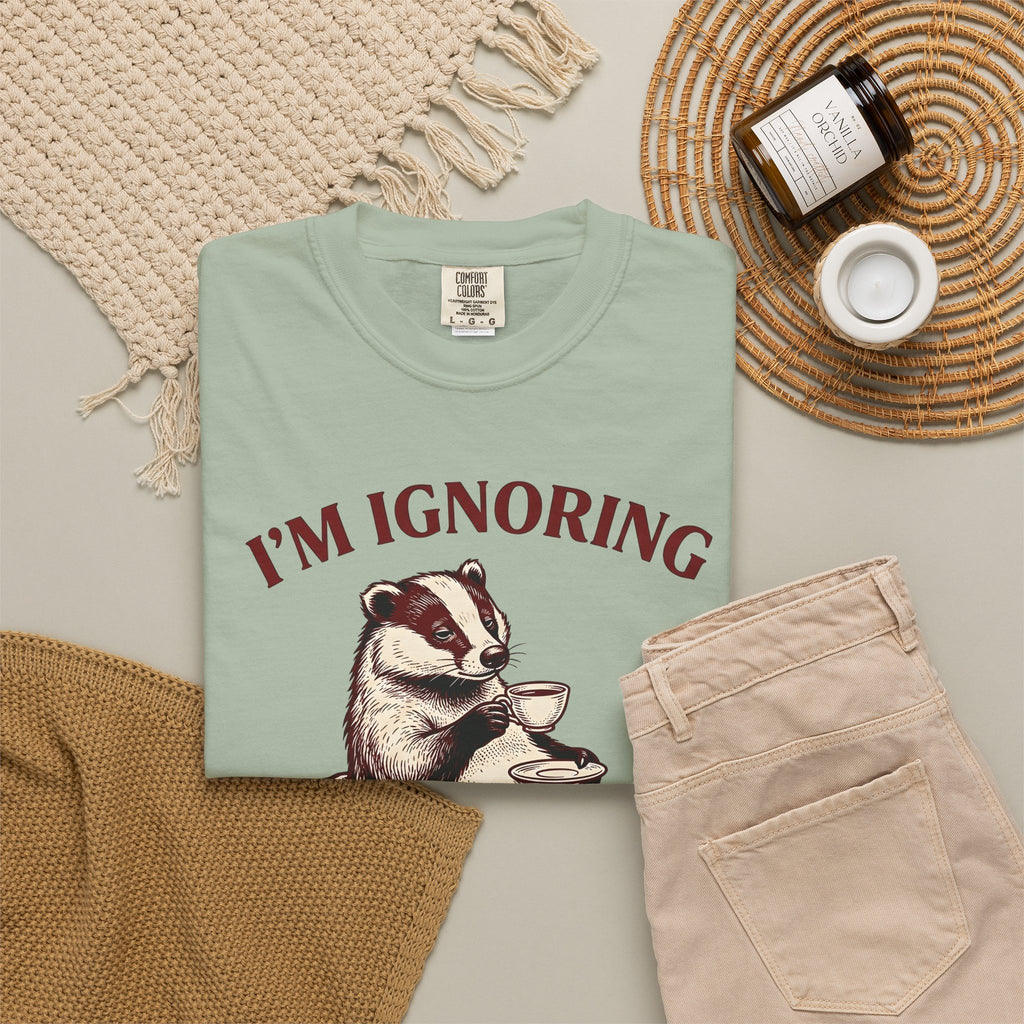 Badger Tea Funny Creatures Gift Sketch Tea Humor Fan Drawing Cartoon Tea Cup T-Shirt