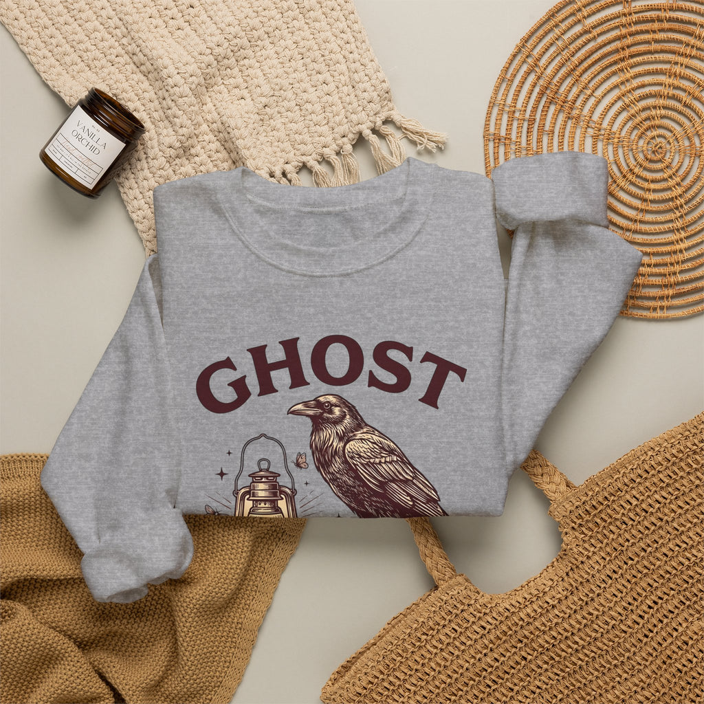 Dark Bird Lantern Sweatshirt Gothic Autumn Gift Women Old School Sweatshirt Lantern Sweatshirt Dark Fan Retro Sweatshirt Fall Graphic Cartoon Log Post Sweatshirt