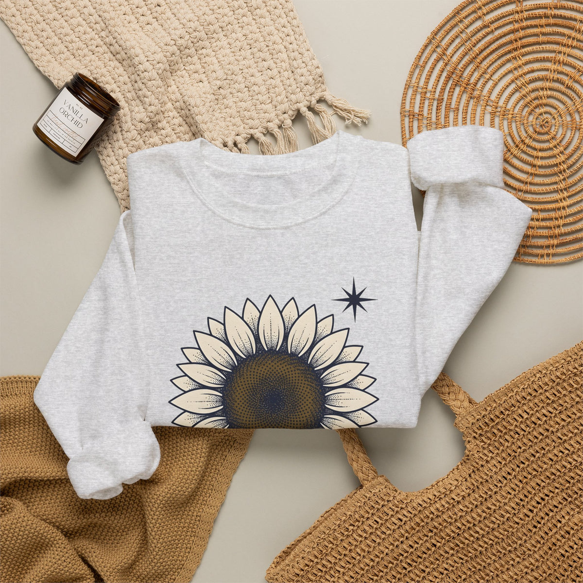 Sunflower Design Sweatshirt Floral Outdoors Gift Women Hippie Sweatshirt Sunflower Sweatshirt Flower Fan Bohemian Sweatshirt Adventure Graphic Rustic Sparkles