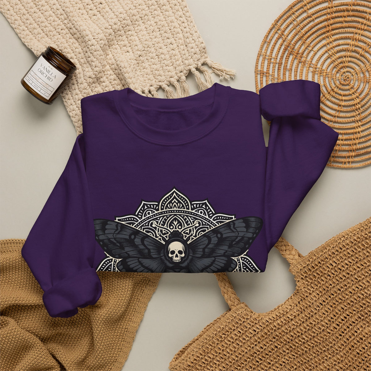 Bug Skull Sweatshirt Boho Chic Dark Fashion Gift Women Floral Sweatshirt Insect Skull Sweatshirt Bohemian Fan Botanical Sweatshirt Gothic Graphic Sketch
