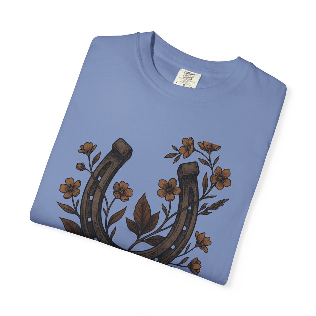 Horseshoe Blossom T-Shirt Cowgirl Bohemian Gift Women Sketch T-Shirt Lucky Clover T-Shirt Cowgirl Fan Hand Drawn T-Shirt Hippie Graphic Prairie
