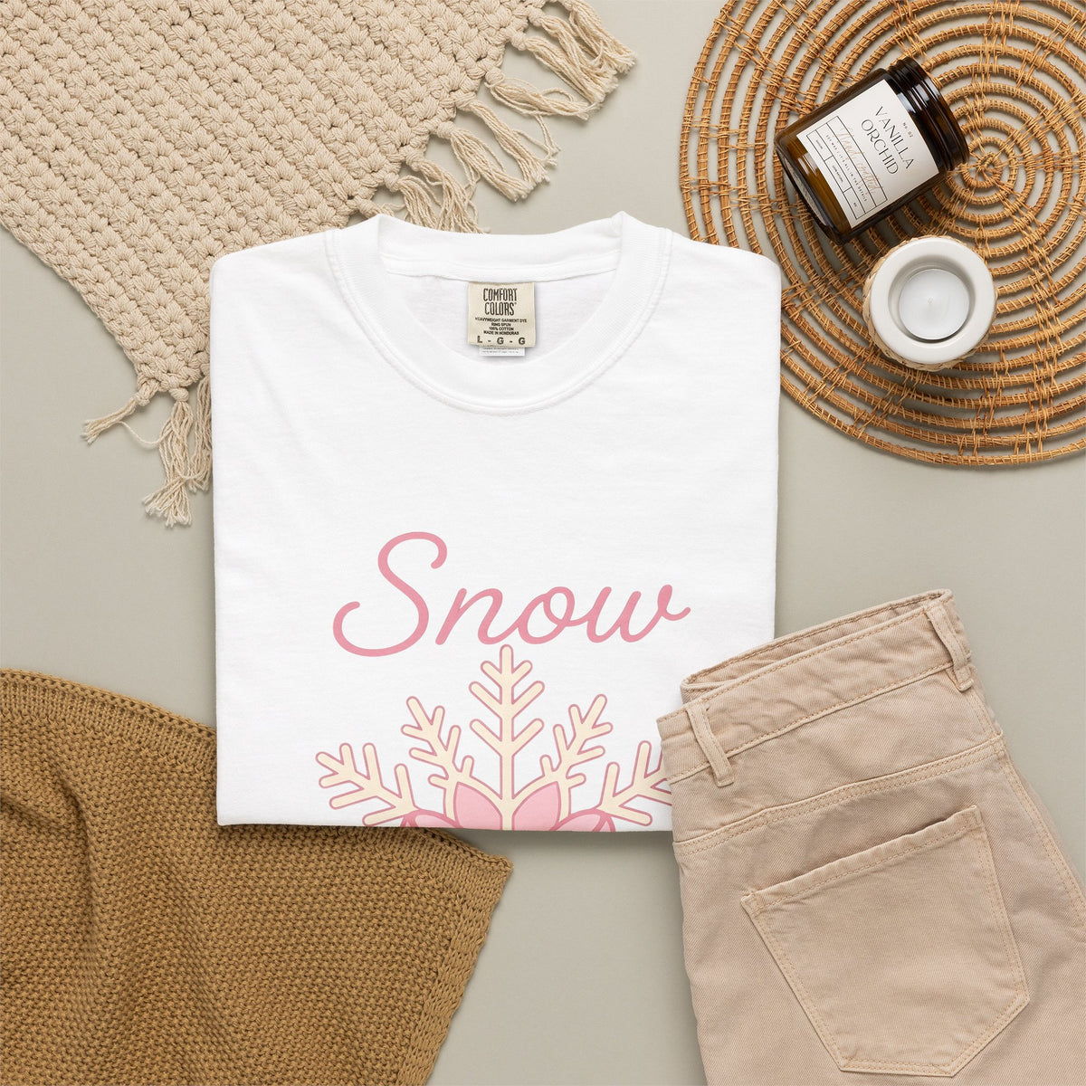 Snowflake Knot Winter Yuletide Gift Playful Frost Snow Fan Ice Crystal Christmas Sleek Band T-Shirt