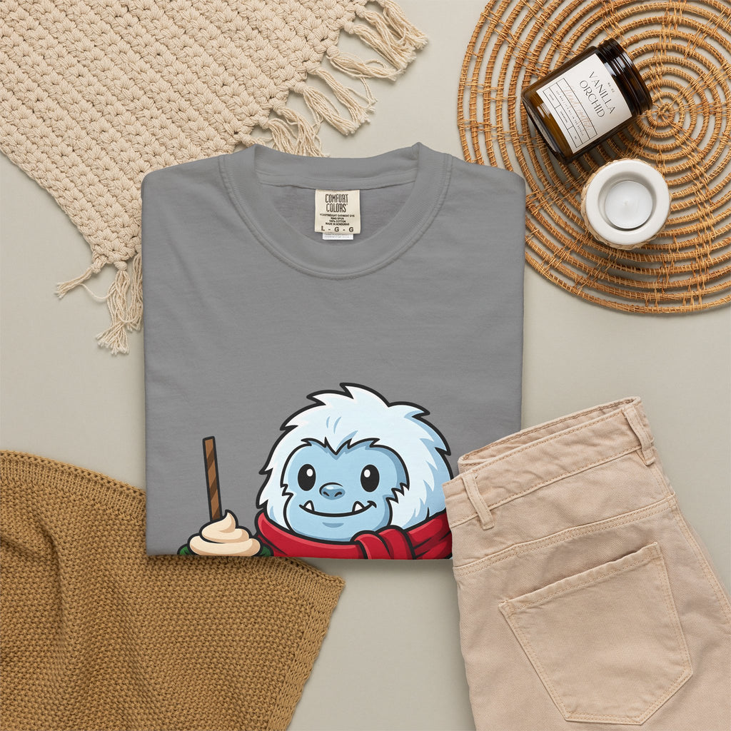 Abominable Snowman Christmas Holiday Gift Comic Yeti Xmas Fan Cartoon Holiday Chibi T-Shirt