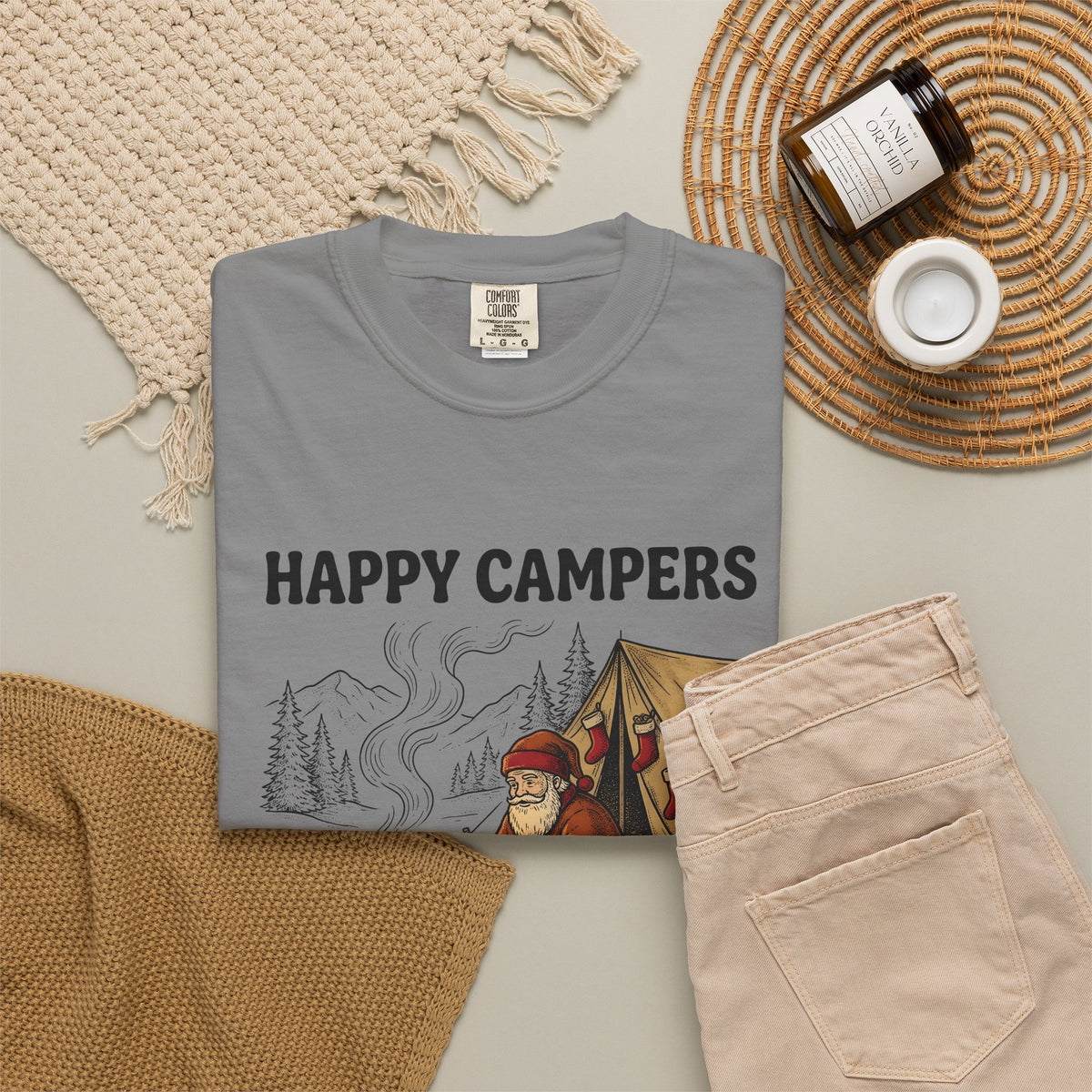 Santa Campfire T-Shirt Christmas Hiking Gift Women Rustic T-Shirt Krampus T-Shirt Xmas Fan Holiday Trek Graphic T-Shirt Line Art Camping Tent