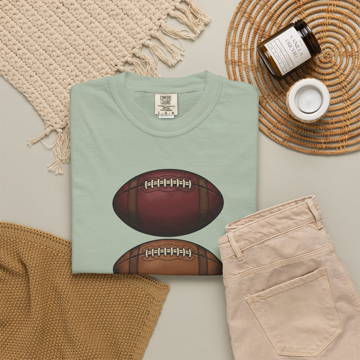 Soccer Group T-Shirt Sports Athletics Gift Women Retro T-Shirt Football Team T-Shirt Athlete Enthusiast Vintage T-Shirt Fitness Graphic Line Art