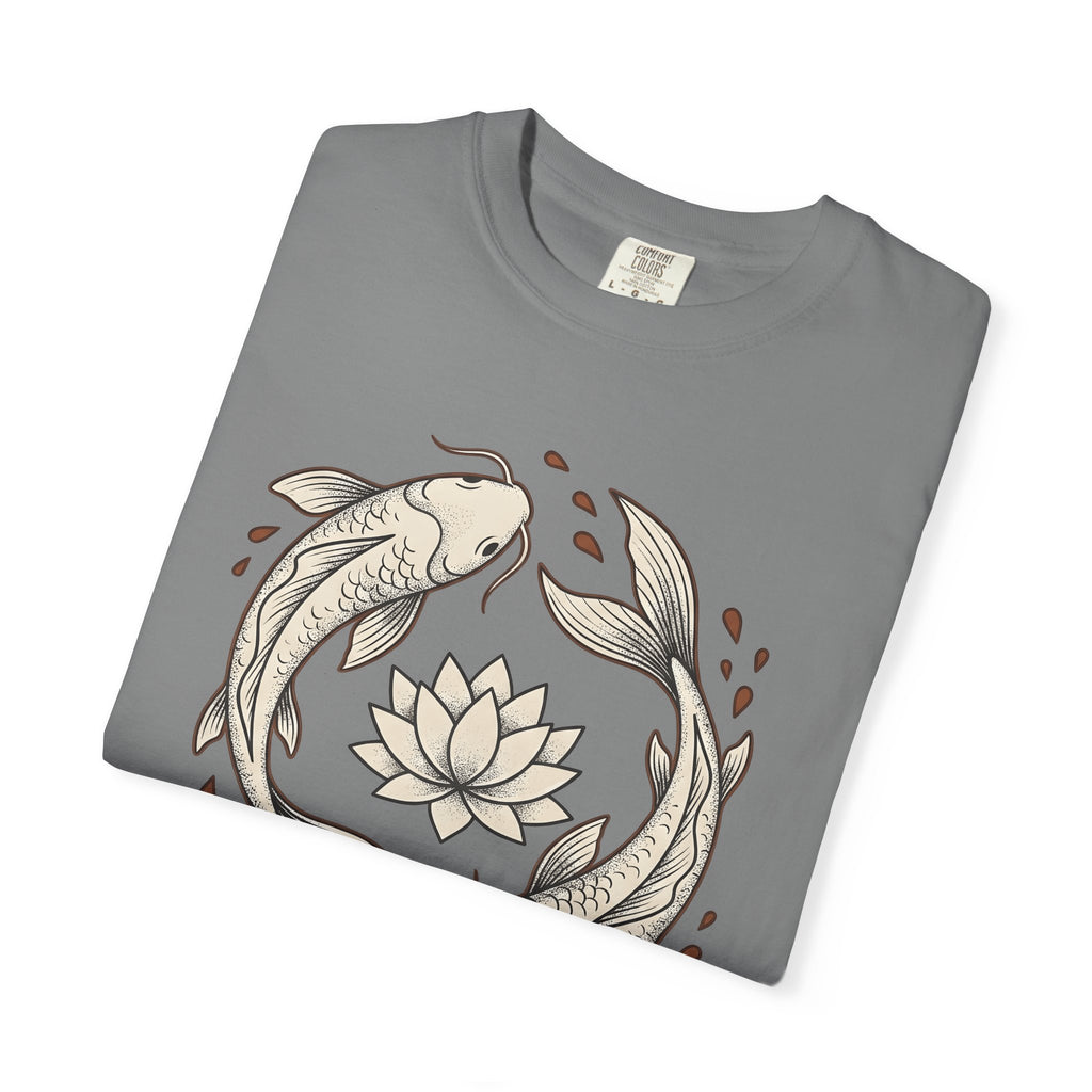 Koi Fish T-Shirt Koi Fish Calm Gift Women Folk Art T-Shirt Carp T-Shirt Koi Fan Naïve Art T-Shirt Serene Graphic Outline Flower T-Shirt