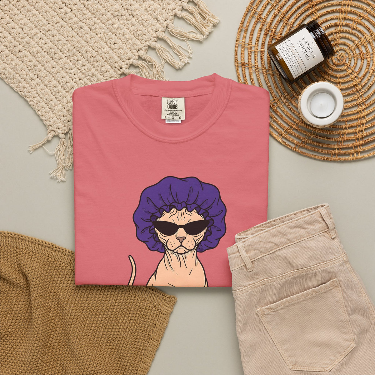 Hairless Cat T-Shirt Cat Creature Gift Women Illustration T-Shirt Sphynx T-Shirt Cat Fan Drawing T-Shirt Monster Graphic Classic Bunny Feet T-Shirt