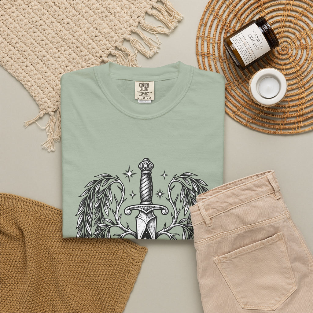 Dagger Wings T-Shirt Boho Chic Gothic Gift Women Tattoo T-Shirt Angel Wings T-Shirt Bohemian Fan Ink T-Shirt Dark Graphic Vintage Stars T-Shirt
