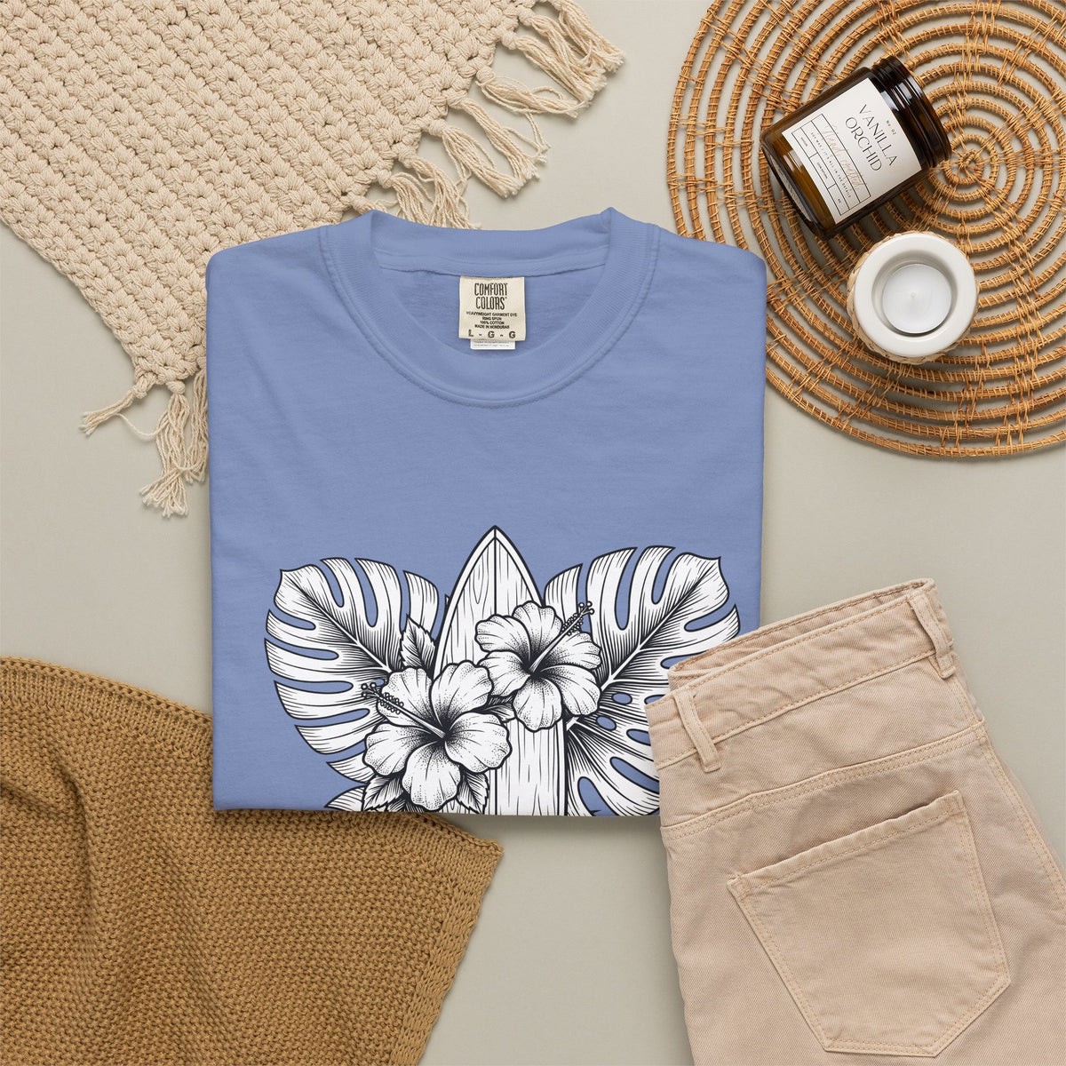 Surfboard Petals T-Shirt Surfing Shore Gift Women Drawing T-Shirt Surfboards T-Shirt Surfer Fan Illustration Graphic Nature Flower T-Shirt
