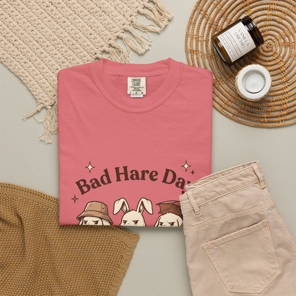 Moody Rabbits T-Shirt Funny Pets Gift Women Animation T-Shirt Bunny T-Shirt Humor Fan Cartoon T-Shirt Animal Graphic Classic Rainshade T-Shirt