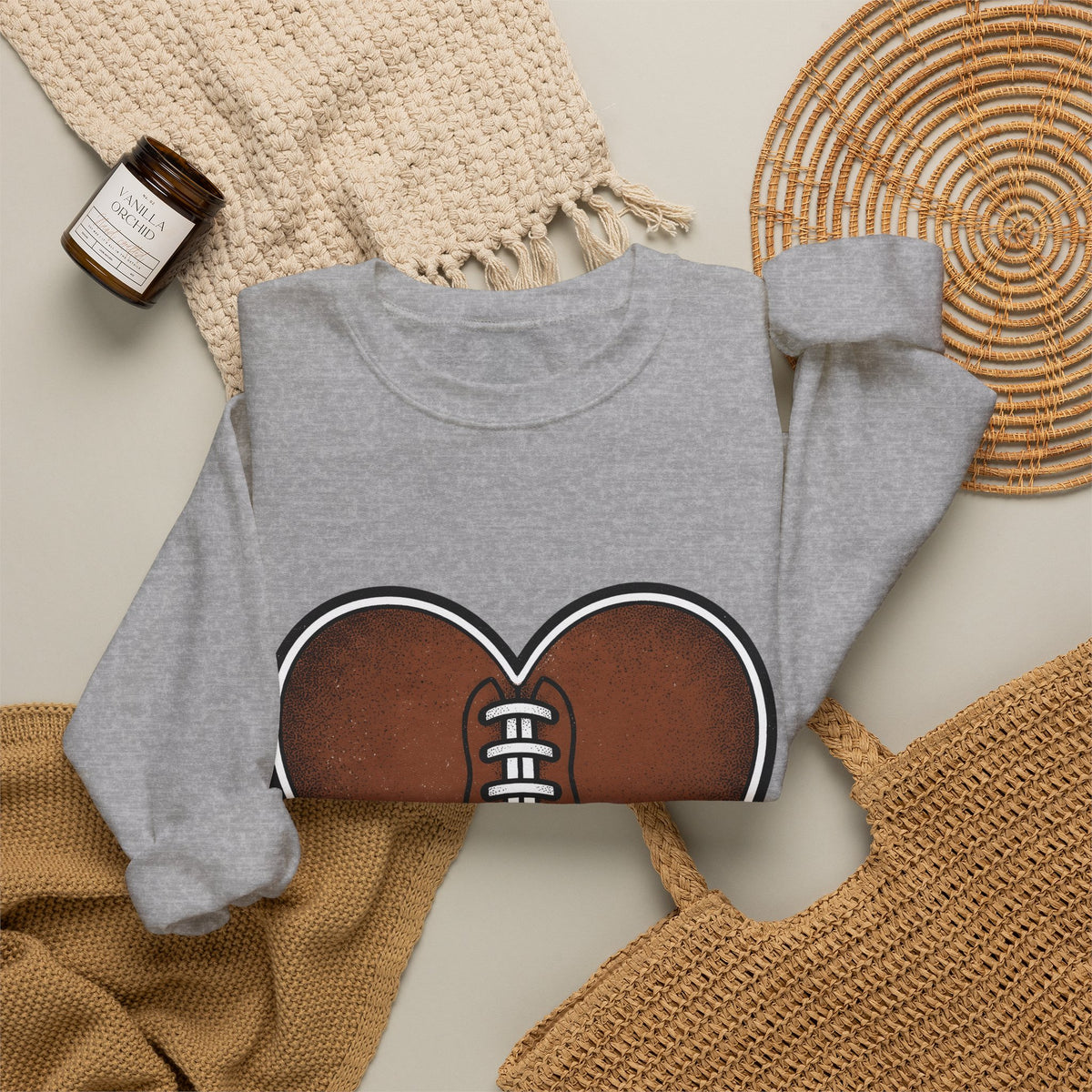 Football Love Sweatshirt Moms Fitness Gift Women Line Art Sweatshirt Soccer Sweatshirt Mom Enthusiast Football Sweatshirt Fitness Graphic Cartoon Seam Sweatshirt
