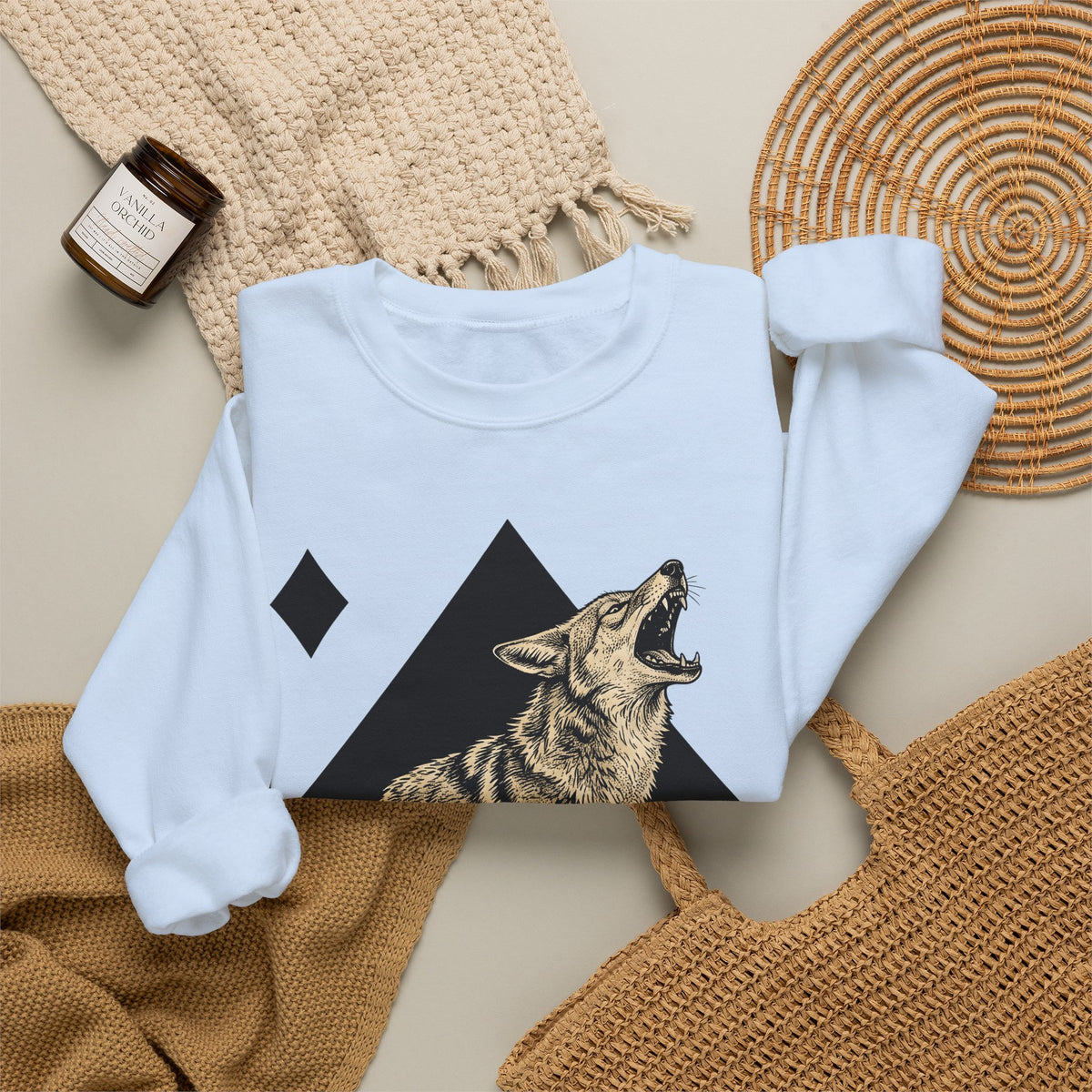 Howling Wolf Sweatshirt Wolf Pets Gift Women Sketch Sweatshirt Gray Wolf Sweatshirt Wolf Fan Canine Graphic Sweatshirt Hand Drawn Shape Sweatshirt