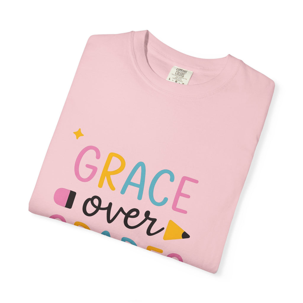 Pencil Graphic T-Shirt Teachers School Gift Women Playful T-Shirt Illustration T-Shirt Educator Enthusiast Whimsical T-Shirt Classroom Graphic