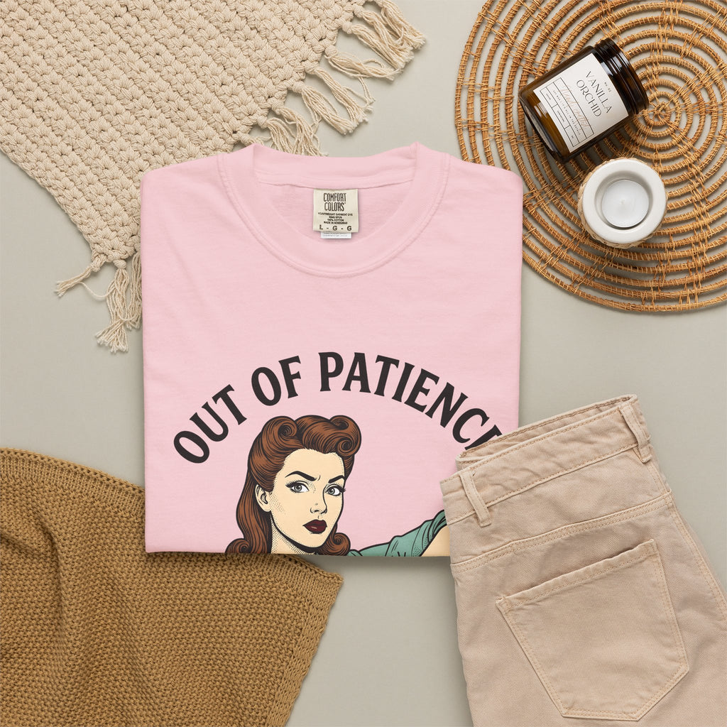 Old Fashioned Female T-Shirt Moms Puns Gift Women Line Art T-Shirt Vintage Lady T-Shirt Motherhood Enthusiast Illustration Graphic Drawing Retro