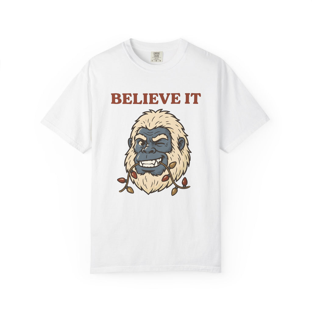 Abominable Snowman Face T-Shirt Christmas Jokes Gift Women Comic T-Shirt Yeti T-Shirt Xmas Fan Cartoon T-Shirt Pun Graphic Retro Holiday Lights