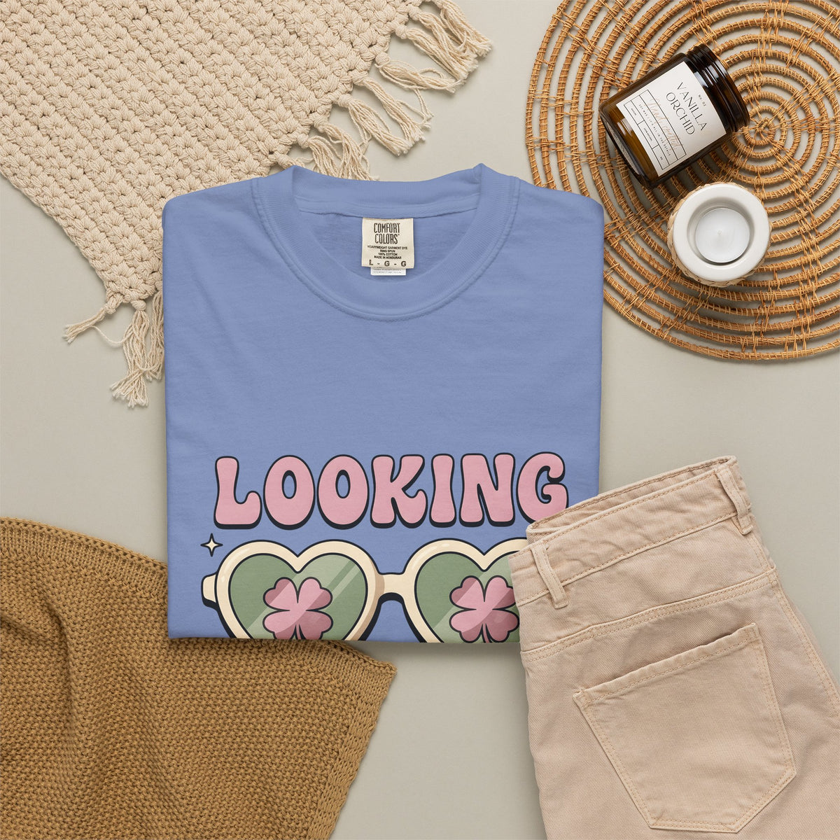 Heart Glasses T-Shirt St Patrick's Day Event Gift Women Sweet T-Shirt Specs T-Shirt Holiday Fan Spectacles T-Shirt Party Graphic Classic Shamrock