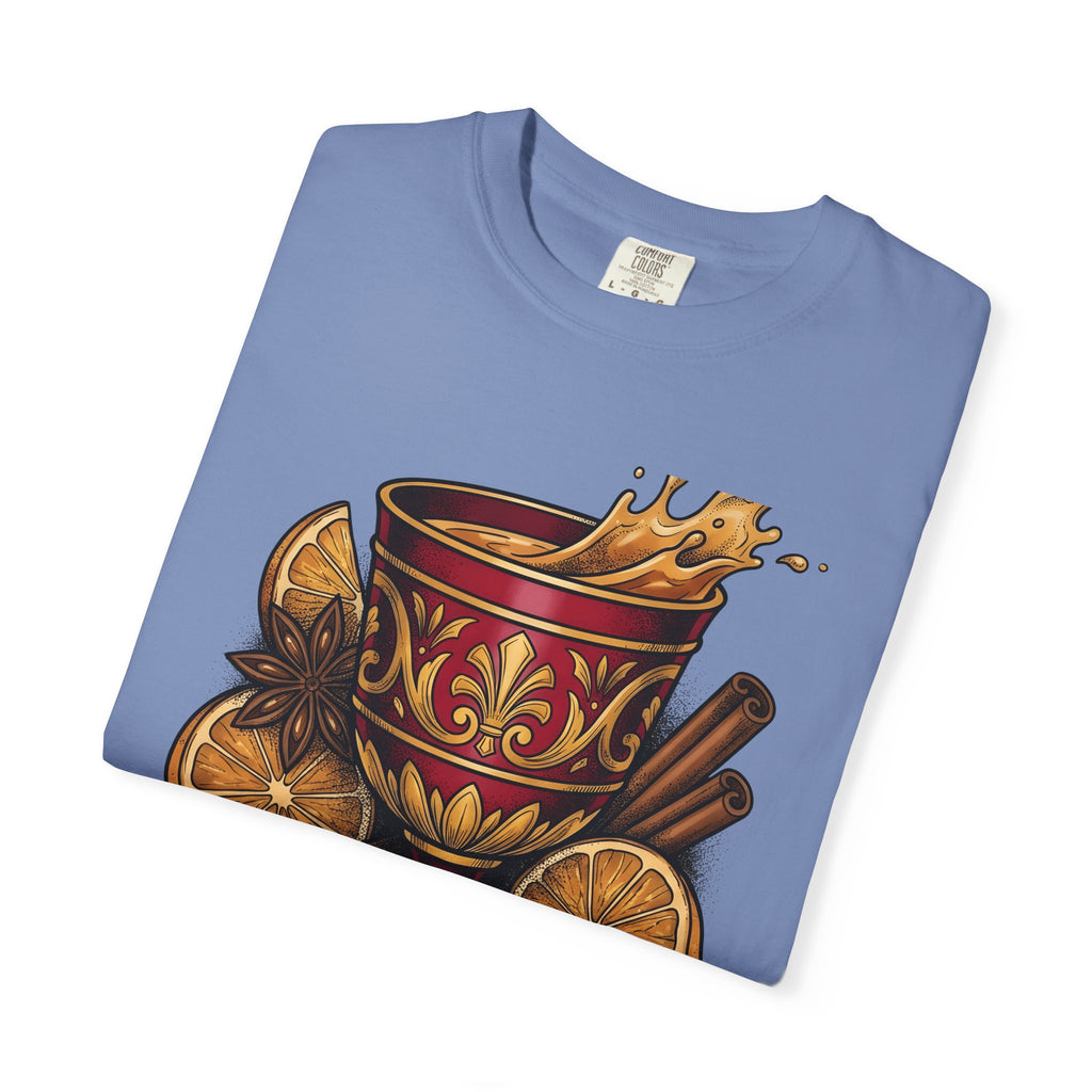 Hot Spiced Drink Holiday Yuletide Gift Farmhouse Mulled Wine Christmas Fan Rustic Winter Outline T-Shirt