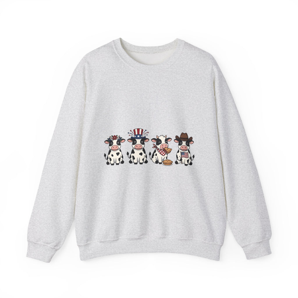 Patriotic Cows Sweatshirt 4th Of July Farm Gift Women Cartoon Sweatshirt Cows Sweatshirt Independence Day Fan Comic Sweatshirt Ranch Graphic Hand Drawn Pie
