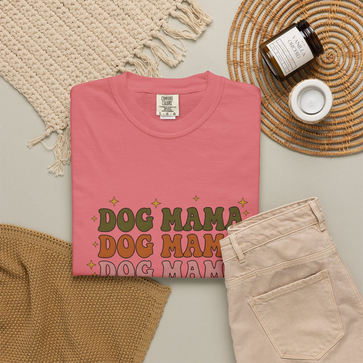 Old School Font T-Shirt Dog Mom Fauna Gift Women Retro T-Shirt Typography T-Shirt Dog Mom Fan Vintage T-Shirt Wildlife Graphic Funky Shining T-Shirt