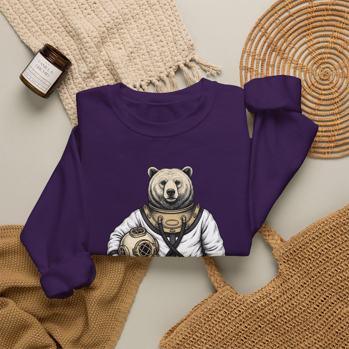 Bear Snorkeling Sweatshirt Funny Nature Gift Women Classic Sweatshirt Grizzly Sweatshirt Humor Fan Vintage Sweatshirt Wildlife Graphic Ink Diving Helmet Sweatshirt
