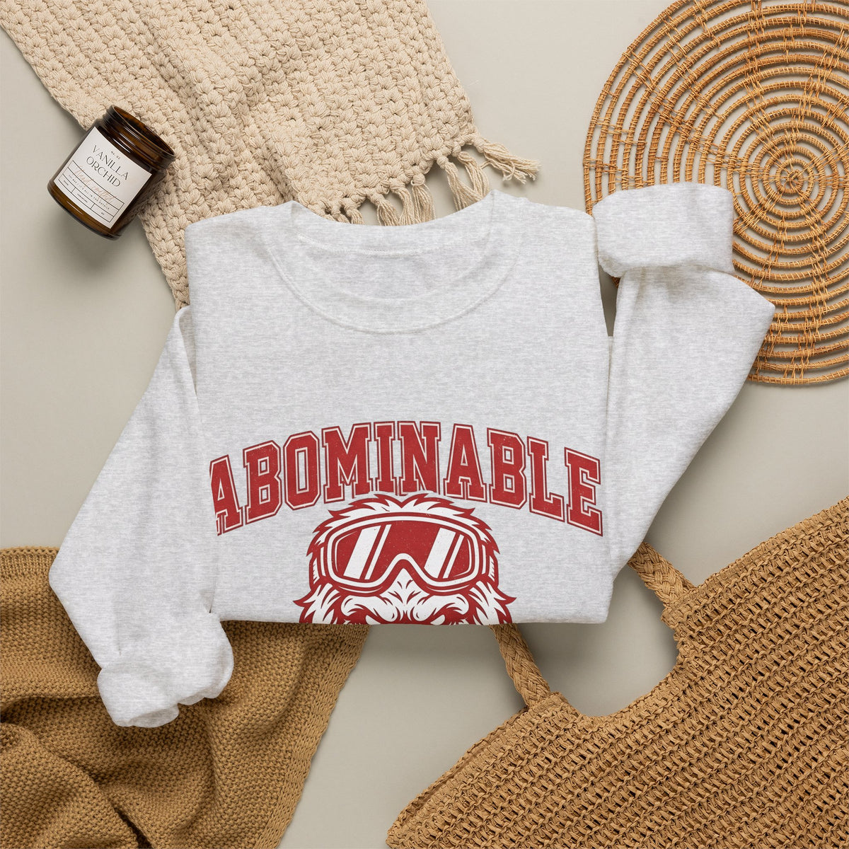 Abominable Snowman Face Sweatshirt Christmas Cold Gift Women Strong Sweatshirt Yeti Sweatshirt Xmas Fan Vintage Sweatshirt Frosty Graphic Antique Snow Goggles