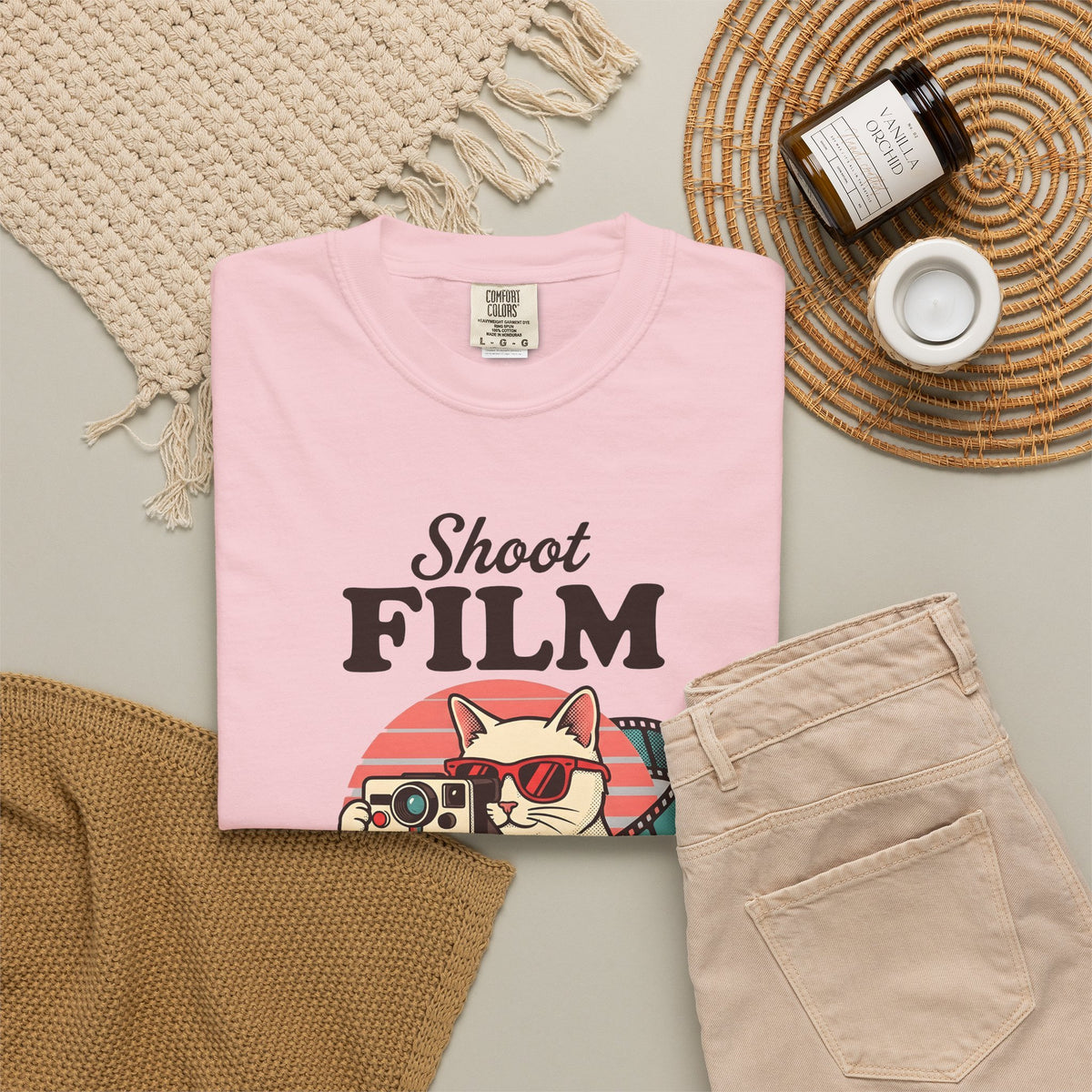 Kitten Camera T-Shirt Cat Photo Gift Women Antique T-Shirt Camera Obscura T-Shirt Cat Fan Faux Vintage T-Shirt Photography Graphic Old School Photo