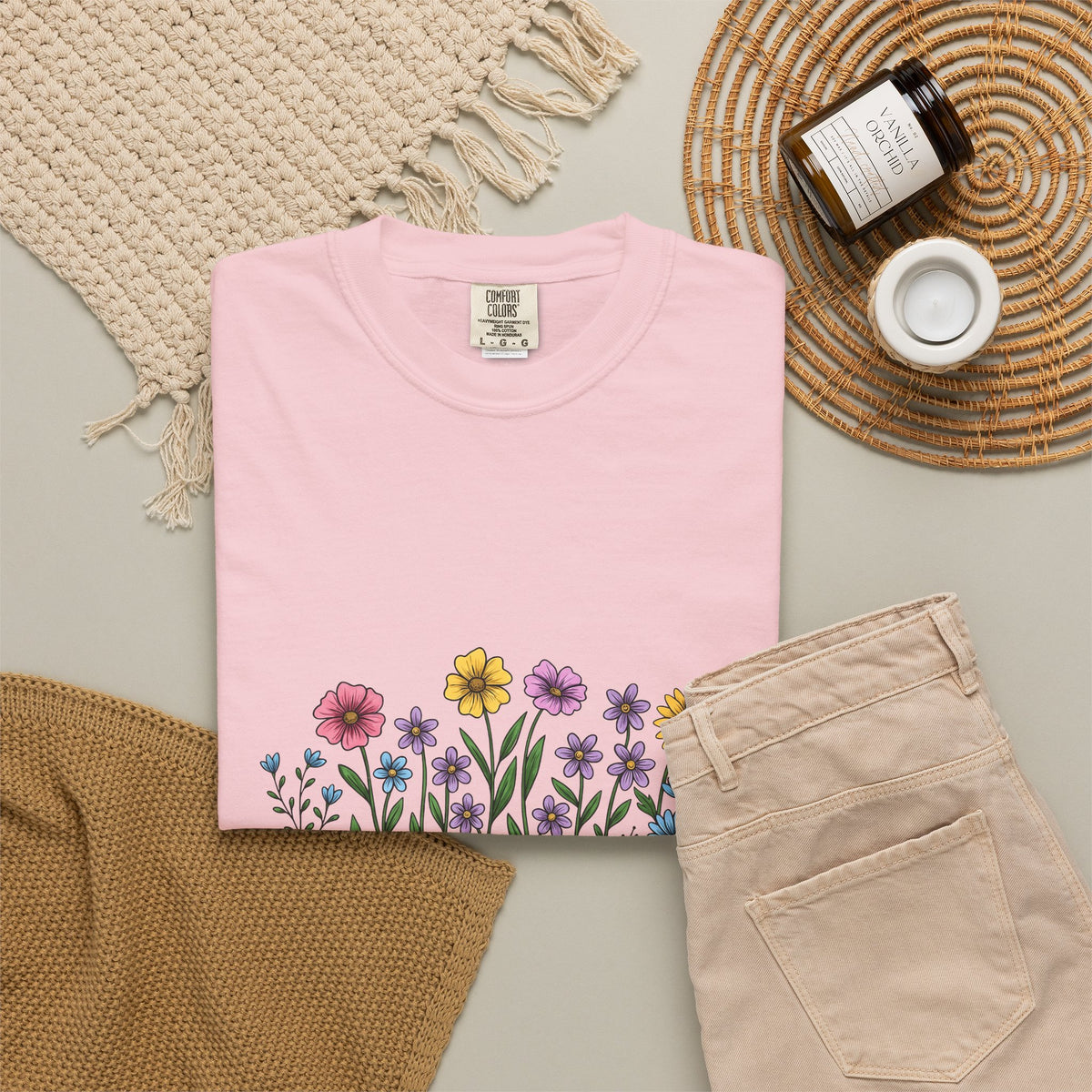 Field Blooms T-Shirt Nurse Petals Gift Women Line Art T-Shirt Wildflowers T-Shirt Healthcare Enthusiast Floral T-Shirt Floral Graphic Southwestern