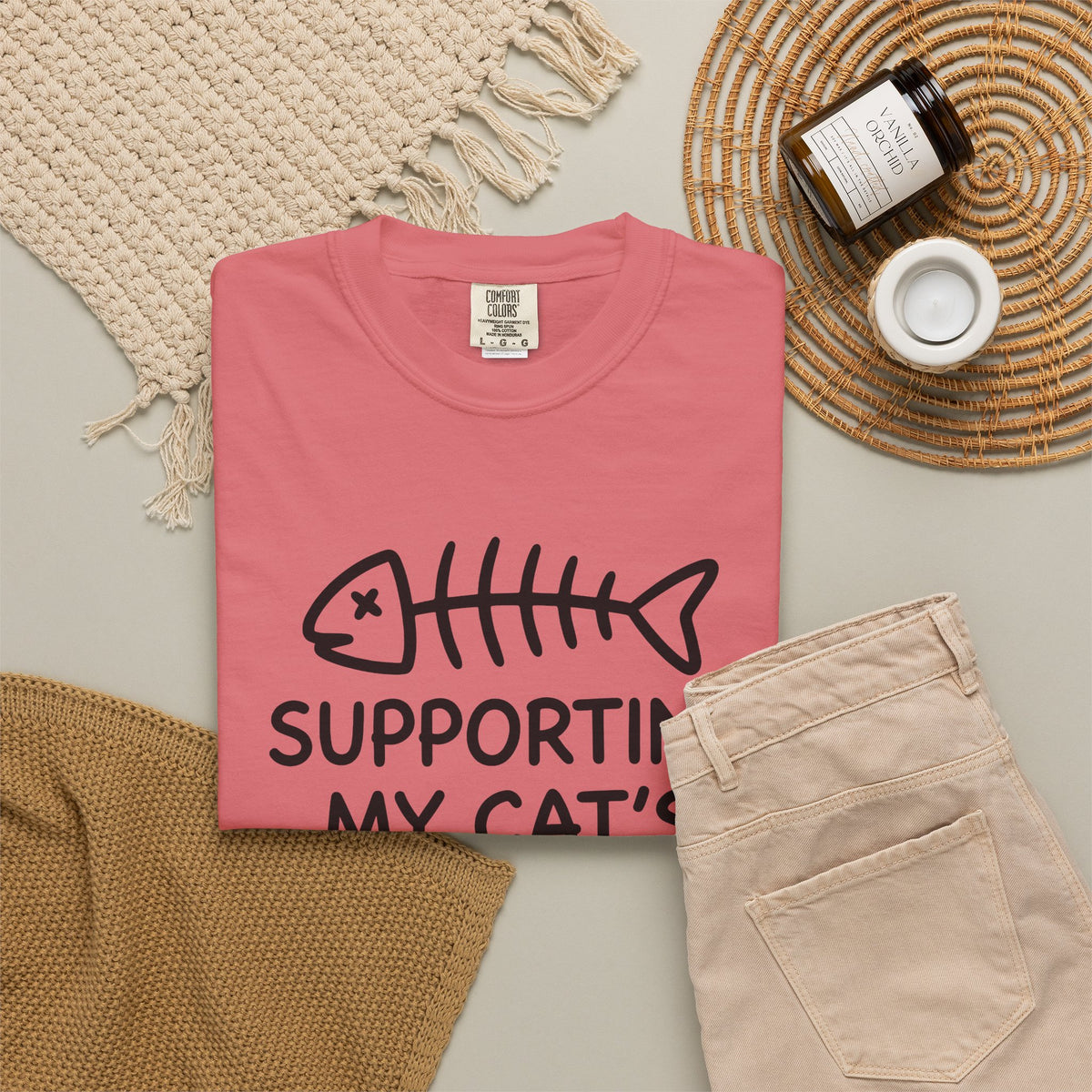 Fish Bone T-Shirt Cat Funny Gift Women Cute T-Shirt Fish Skeleton T-Shirt Cat Fan Fishy T-Shirt Humorous Graphic Sketch Cat Treats T-Shirt