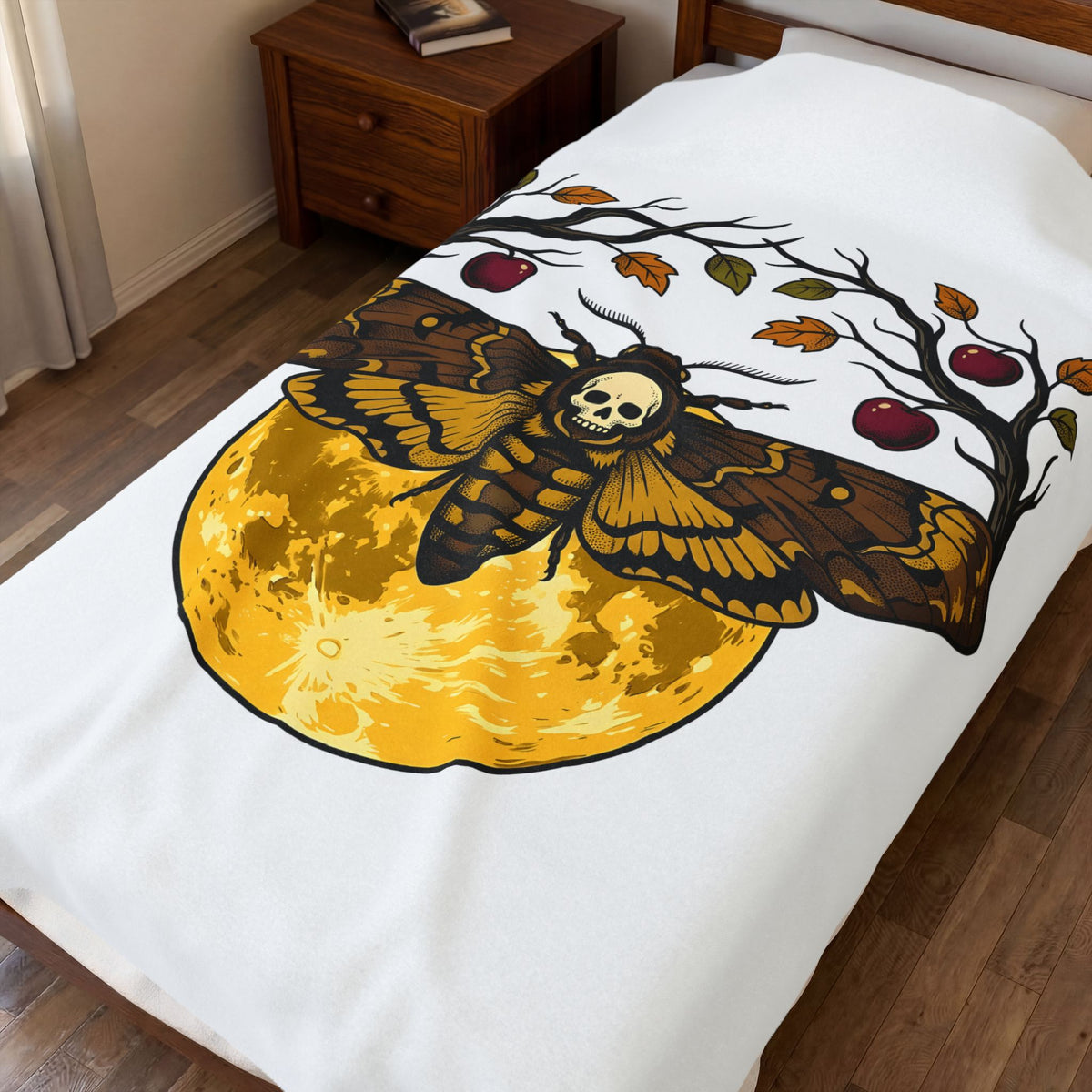 Moth Skull Blanket Halloween Horror Gift Women Retro Blanket Insect Blanket Horror Fan Creepy Blanket Macabre Graphic Sketch