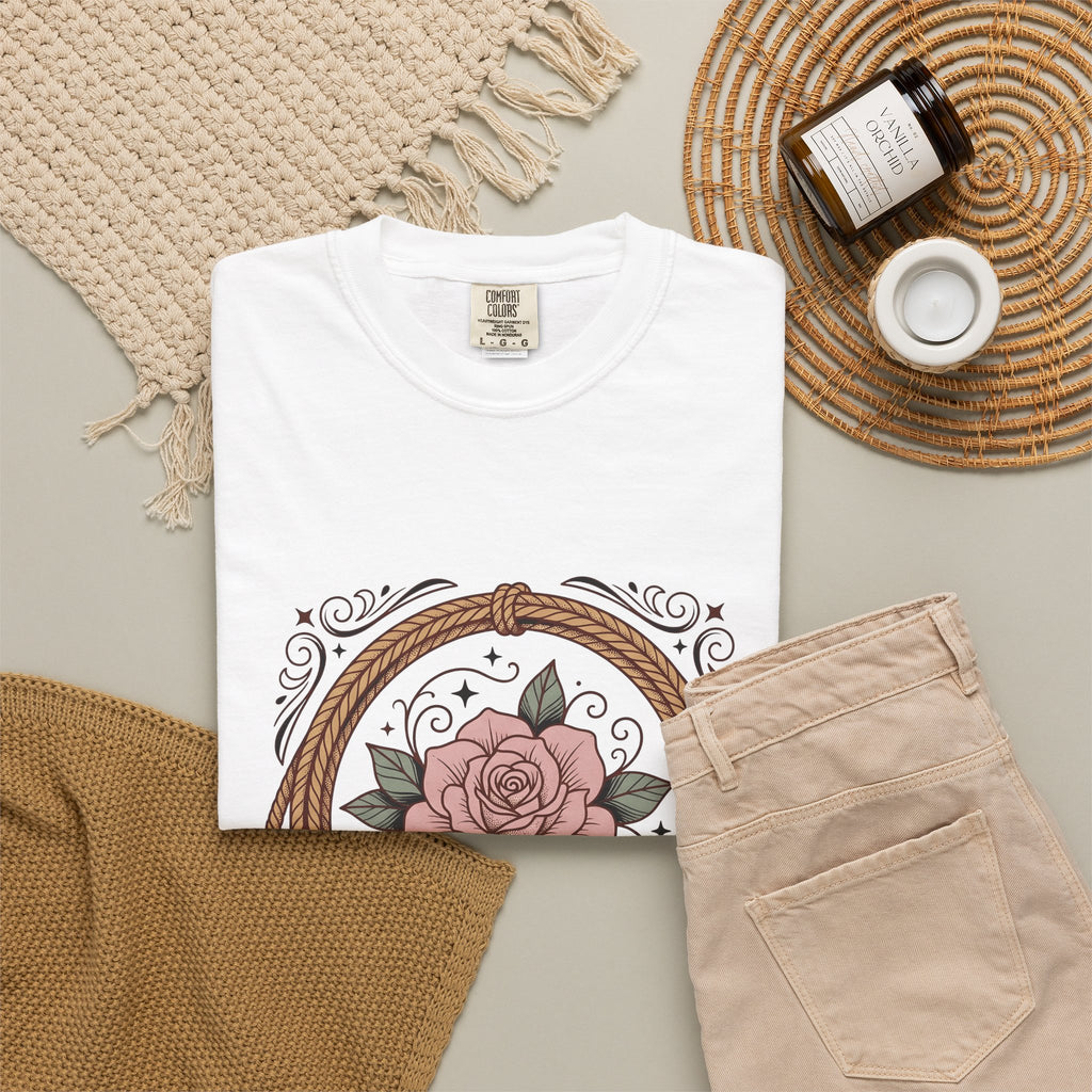 Bloom Rope T-Shirt Cowgirl Garden Gift Women Indie T-Shirt Braided Rope T-Shirt Rodeo Fan Handmade T-Shirt Floral Graphic Classic Twinkles T-Shirt