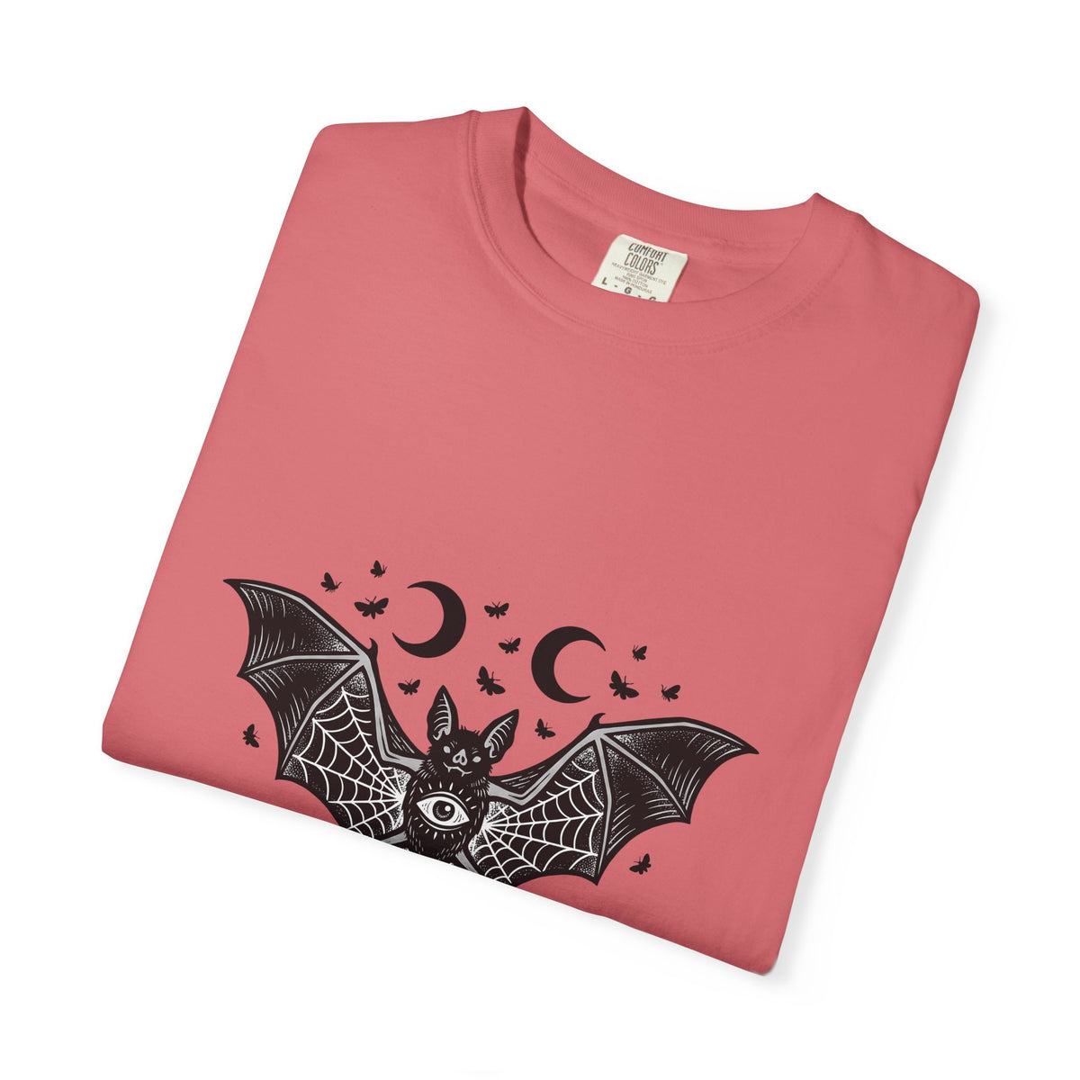 Bat Illustration T-Shirt Boho Chic Witchcraft Gift Women Spooky T-Shirt Flying Fox T-Shirt Bohemian Fan Creepy T-Shirt Occult Graphic Hand Drawn