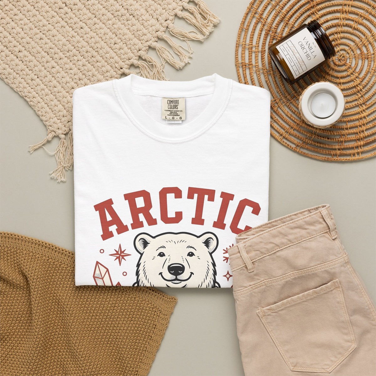 White Bear T-Shirt Christmas Cold Season Gift Women Comic T-Shirt Polar Bear T-Shirt Winter Fan Cartoon T-Shirt Frost Graphic Retro Ice Crystals