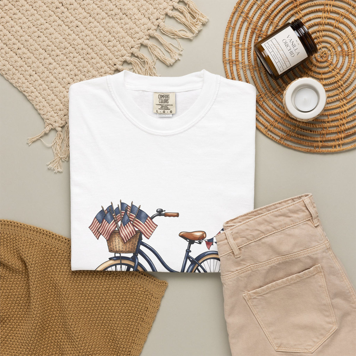 American Bike T-Shirt 4th Of July Vacation Gift Women Cartoon T-Shirt Motorcycle T-Shirt Independence Day Enthusiast Comic T-Shirt Travel Graphic