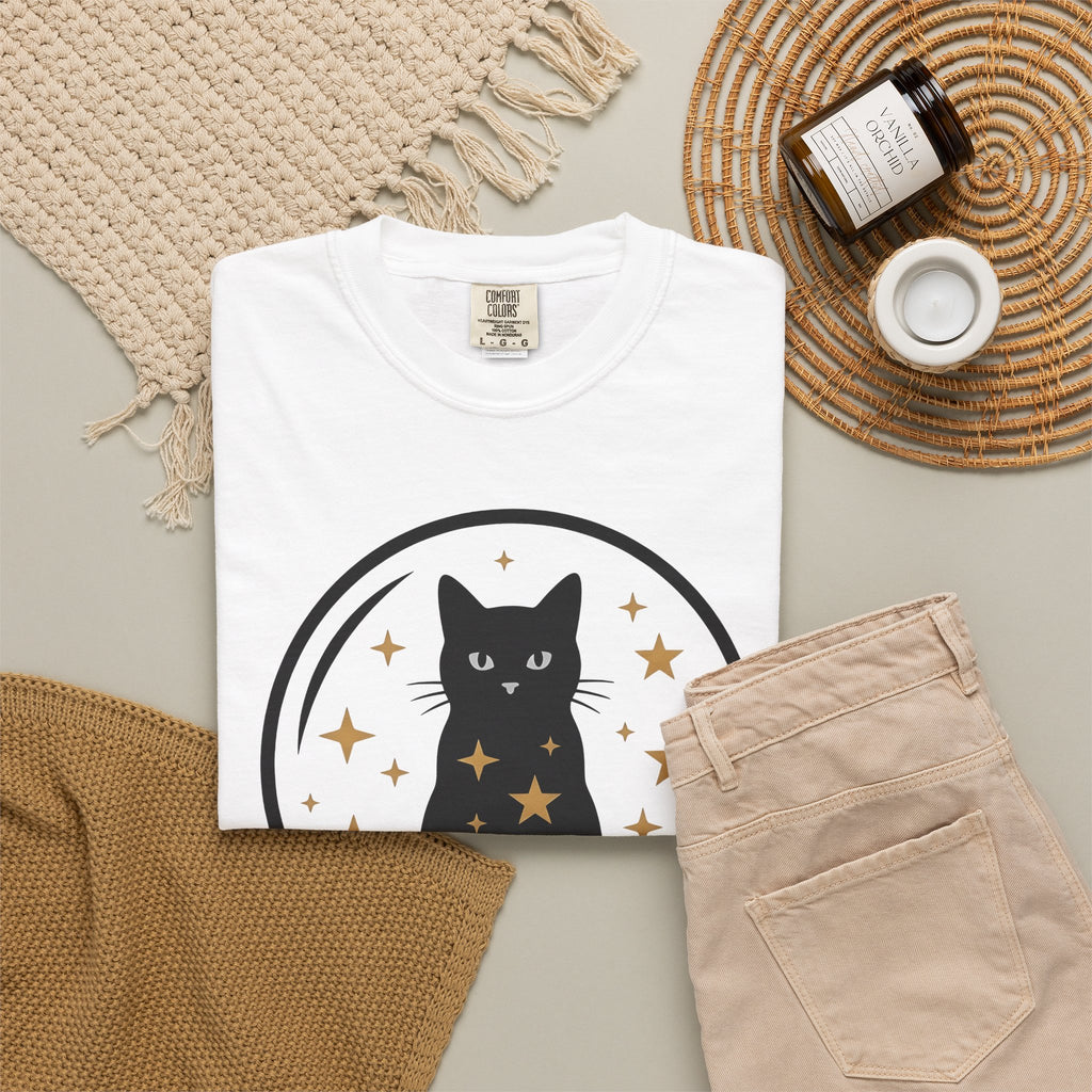Dark Cat Orb T-Shirt Cat Magic Gift Women Simple T-Shirt Black Cat Ball T-Shirt Cat Fan Feline Graphic T-Shirt Retro Sparkles T-Shirt