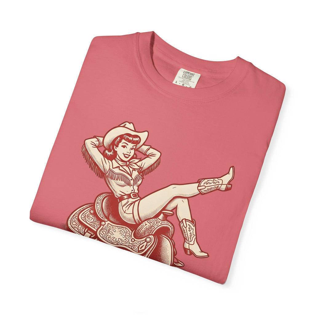 Pinup Cowgirl T-Shirt Cowgirl Rodeo Gift Women Western T-Shirt Cowgirl T-Shirt Cowboy Fan Western Art T-Shirt Rodeo Graphic Vintage Saddle T-Shirt