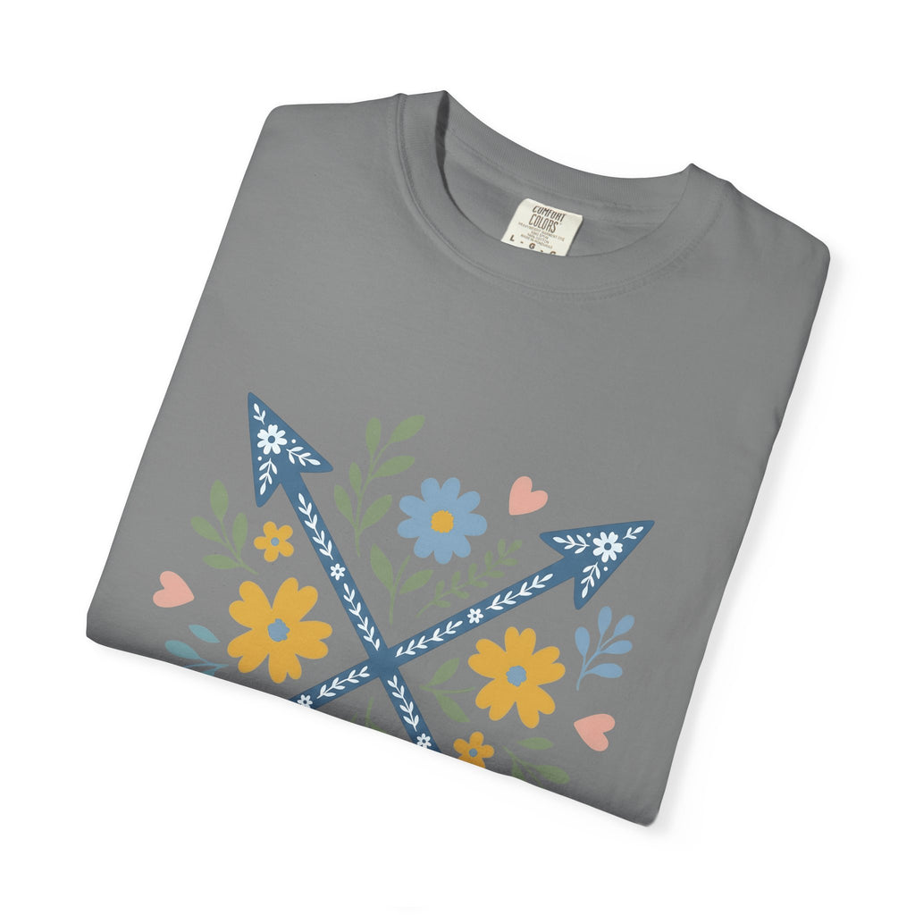 Crossed Arrows T-Shirt Cowgirl Country Gift Women Folk T-Shirt Quivers T-Shirt Rodeo Fan Quilt Design Southwestern Wildflowers T-Shirt