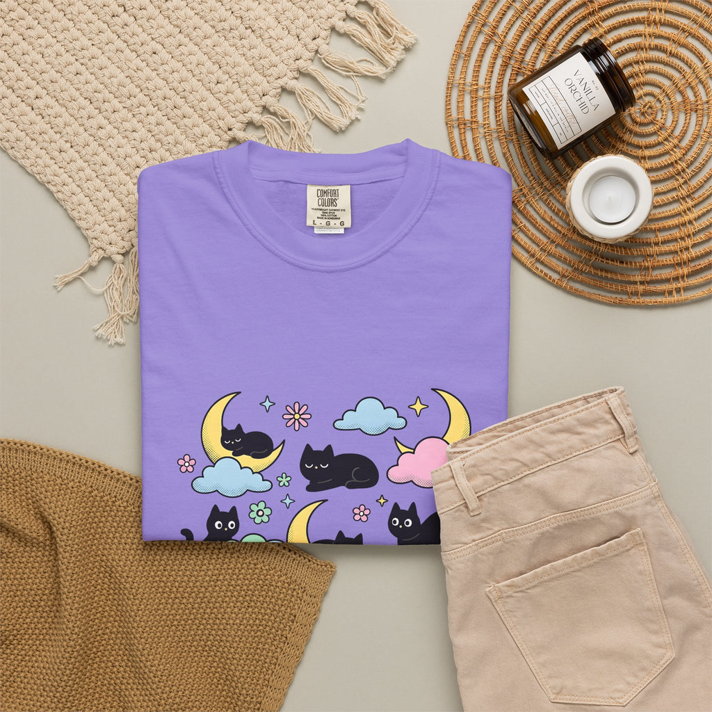 Black Cats T-Shirt Cat Celestial Gift Women Kawaii T-Shirt Kitties T-Shirt Cat Fan Astrology Graphic T-Shirt Pastel Crescent Moon T-Shirt