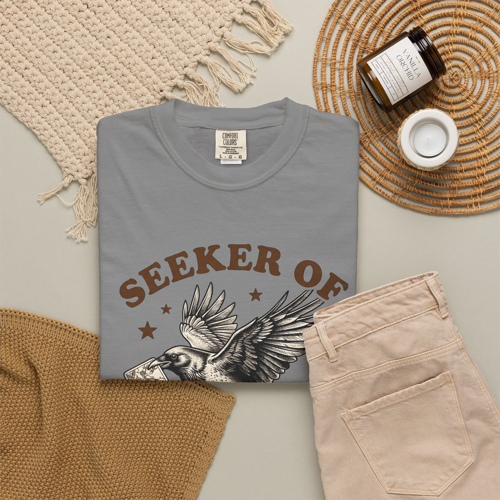 Crow Divination Card T-Shirt Fortune Telling Mysterious Gift Women Old-Fashioned T-Shirt Oracle Card T-Shirt Divination Fan Tarot T-Shirt Enigmatic