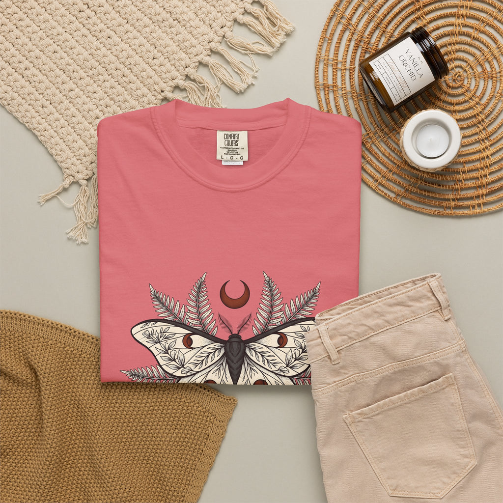 Luna Moth T-Shirt Boho Chic Nature Gift Women Botanical T-Shirt Actias Luna T-Shirt Hippie Fan Botanical Illustration T-Shirt Environmental Graphic