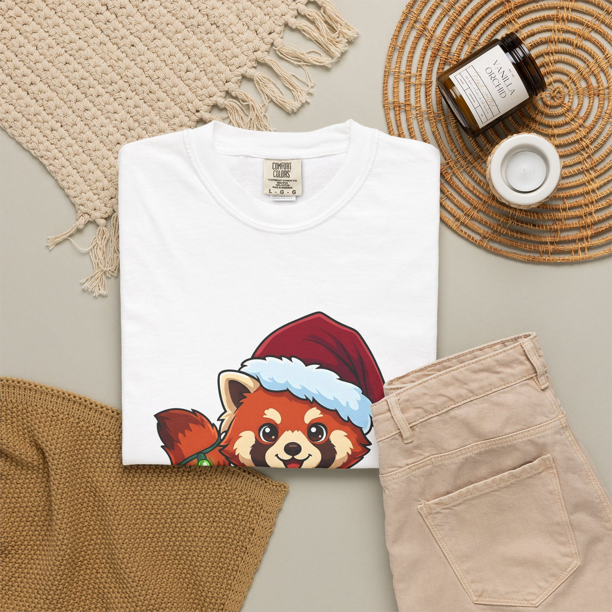 Red Panda Animals Festive Gift Chibi Panda Wildlife Fan Cartoon Holiday Animated Xmas Lights T-Shirt